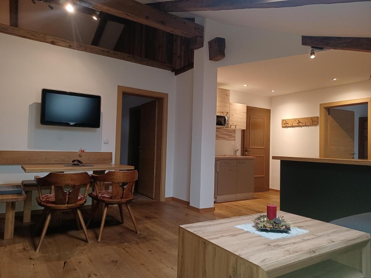 Kuglerhof Apartment Dobbiaco Luaran gambar