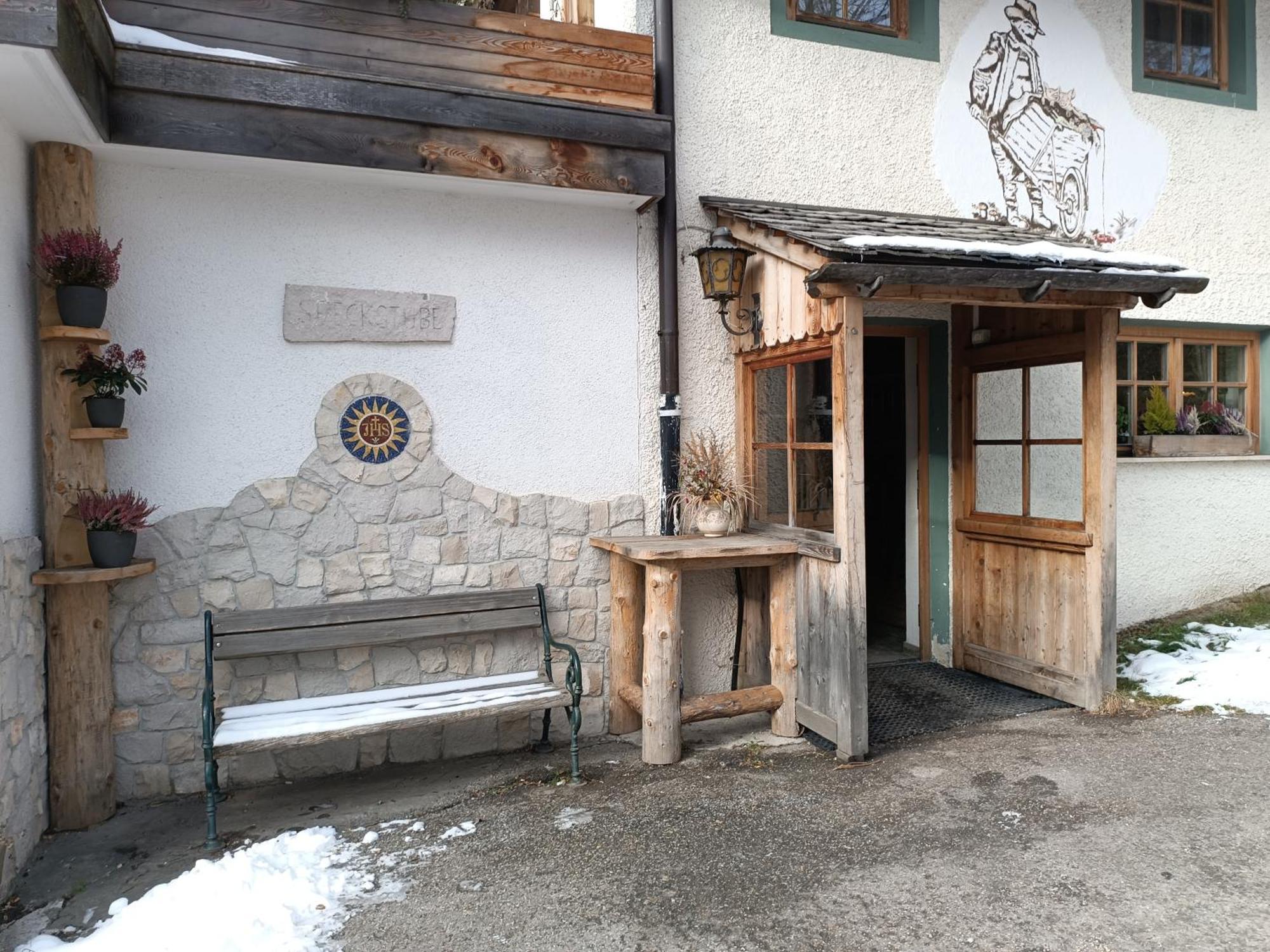 Kuglerhof Apartment Dobbiaco Luaran gambar